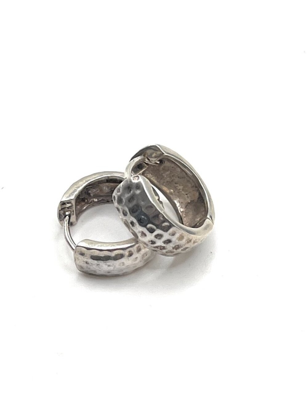 P1636 Retired Hammered Silpada Hoop Post Earrings P1636